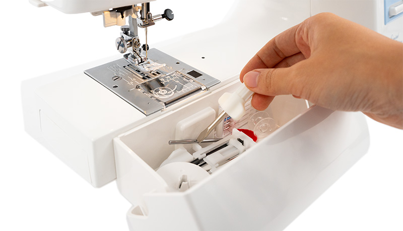 Janome MW3018LE Accessory storage